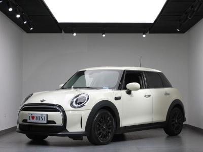 2022年1月 MINI MINI 改款 1.5T ONE 五門版PLUS圖片