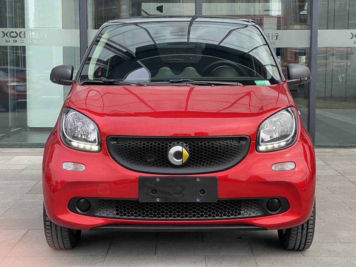 smart forfour  2018款 1.0L 52千瓦靈動(dòng)版圖片