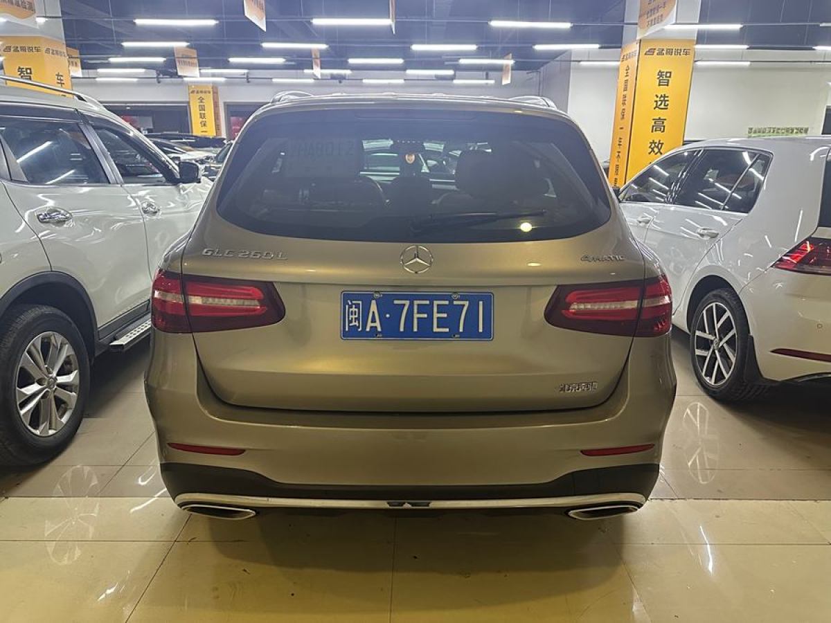 奔馳 奔馳GLC  2019款 GLC 260 4MATIC 動(dòng)感型圖片