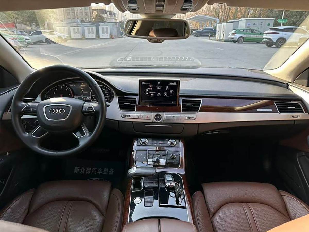 奧迪 奧迪A8  2013款 A8L 45 TFSI quattro豪華型圖片