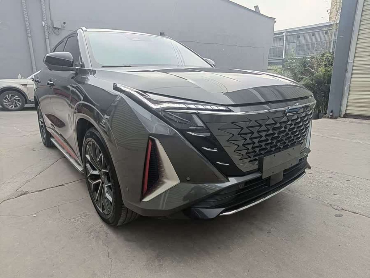長(zhǎng)安歐尚 長(zhǎng)安歐尚Z6  2022款 藍(lán)鯨 1.5T DCT智航型圖片