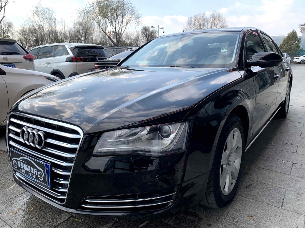 奧迪 奧迪A8  2011款 A8L 3.0 TFSI quattro尊貴型(245kW)圖片