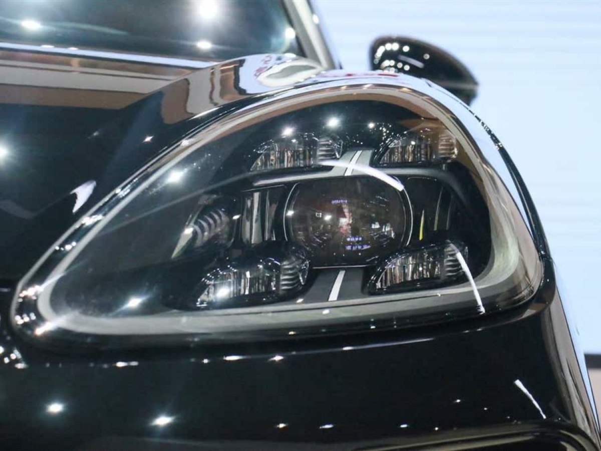 保時(shí)捷 Cayenne  2023款 Cayenne S 2.9T 鉑金版圖片