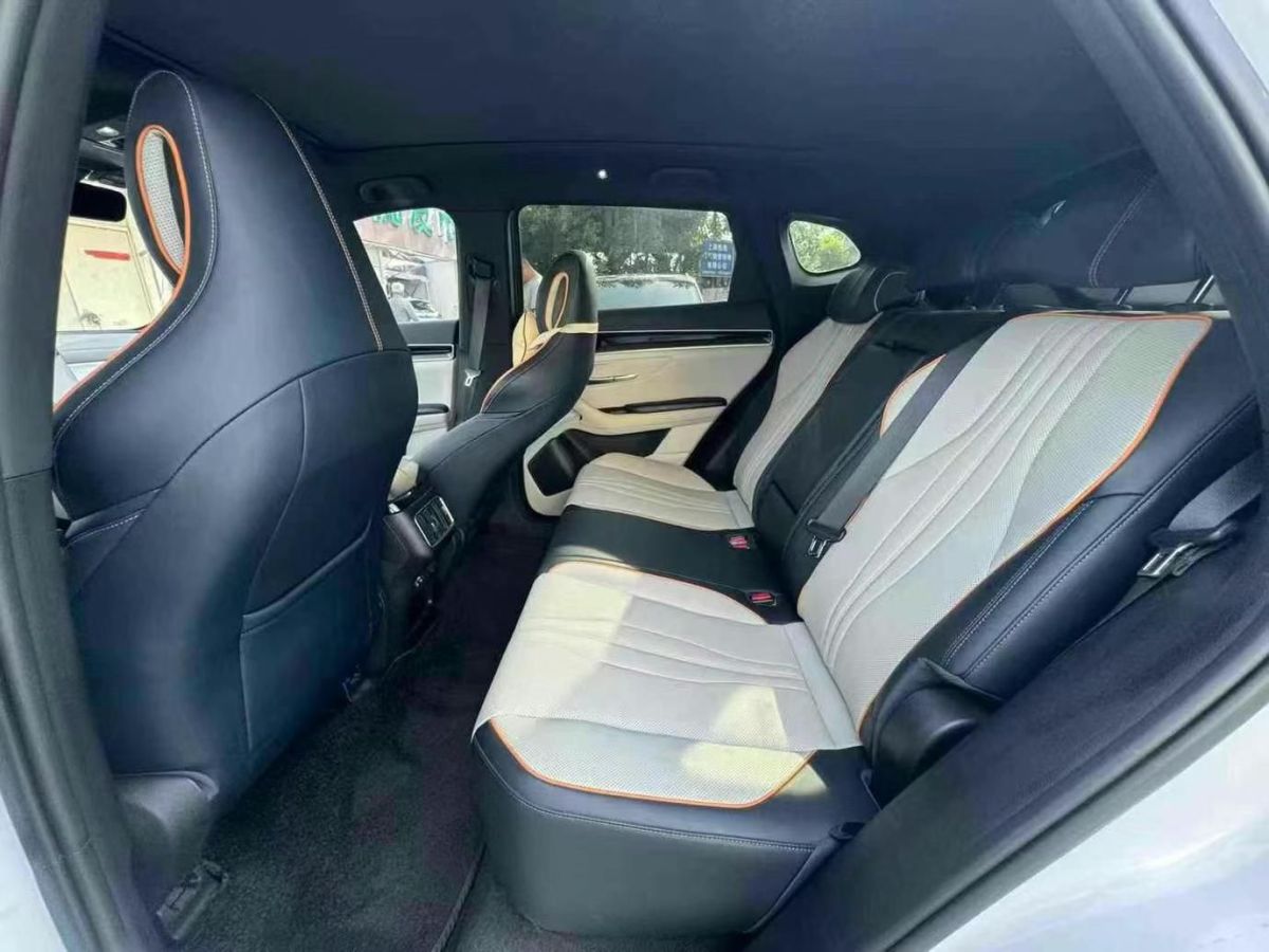 WEY 瑪奇朵  2021款 1.5L DHT原萃版圖片
