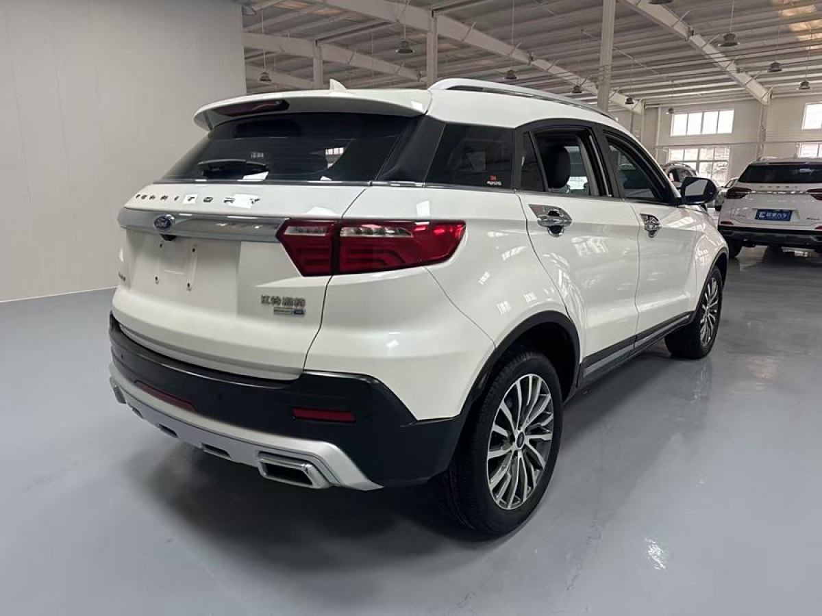 福特 領(lǐng)界  2019款 EcoBoost 145 CVT 48V尊領(lǐng)型 國(guó)VI圖片