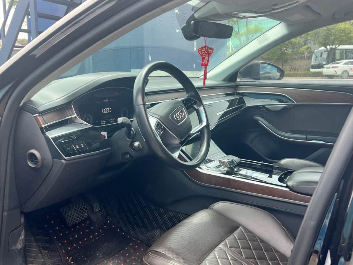 奧迪 奧迪A8  2021款 A8L 55 TFSI quattro 豪華型圖片