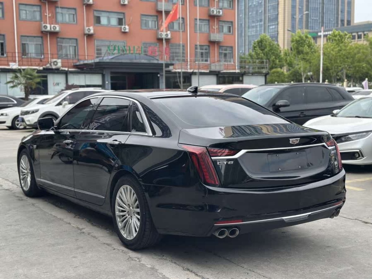 凱迪拉克 CT6  2023款 28T 豪華型圖片