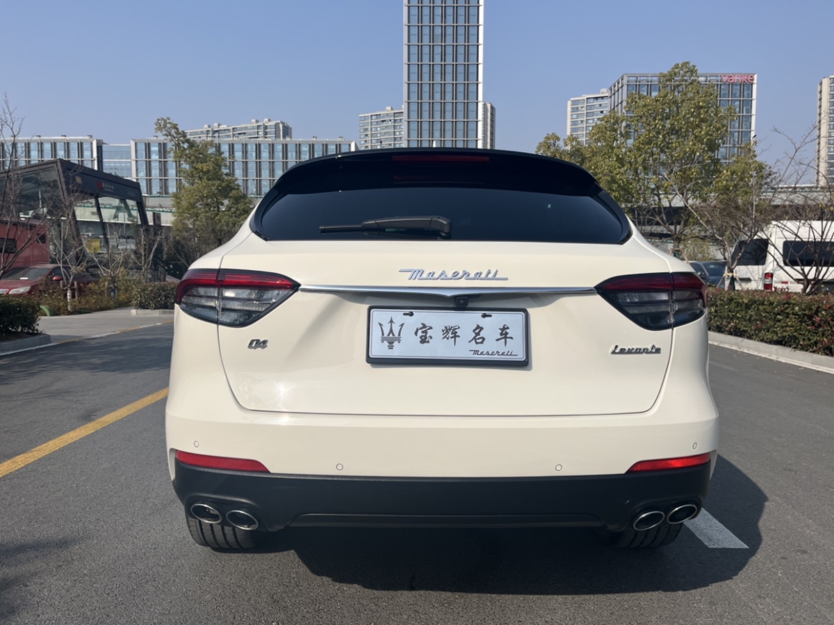 瑪莎拉蒂 Levante  2021款 3.0T 標(biāo)準(zhǔn)版圖片