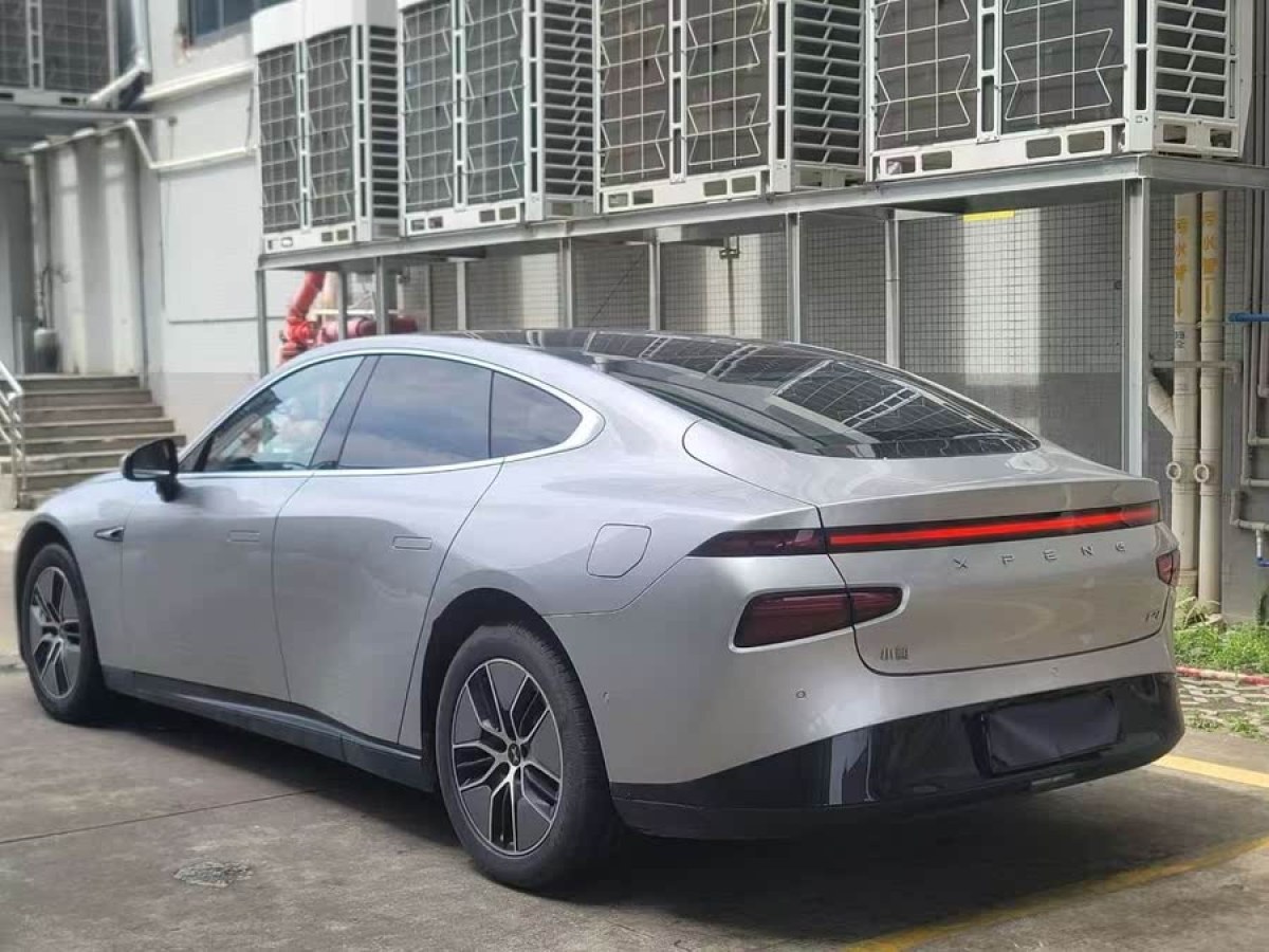 小鵬 P7  2023款 P7i 550 Max圖片