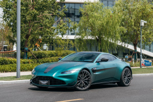 V8 Vantage 阿斯頓·馬丁 4.0T V8 F1 Edition Coupe