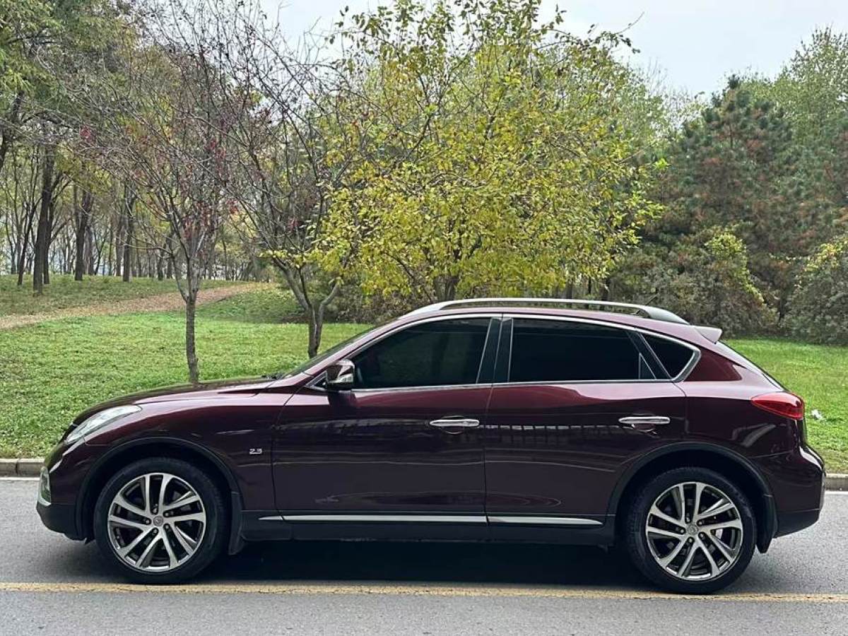 英菲尼迪 QX50  2015款 2.5L 豪華版圖片