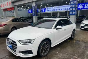 奧迪A4L 奧迪 40 TFSI 進(jìn)享人生版