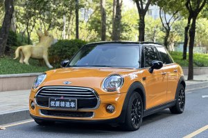 MINI MINI 1.5T COOPER 五门版