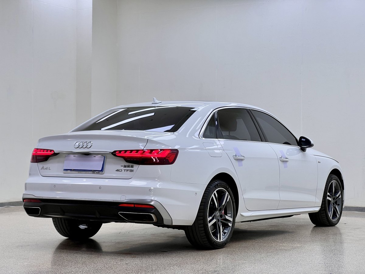 奧迪 奧迪A4L  2020款 40 TFSI 豪華動感型圖片