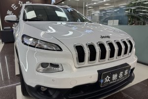 自由光 Jeep 2.0L 优越版