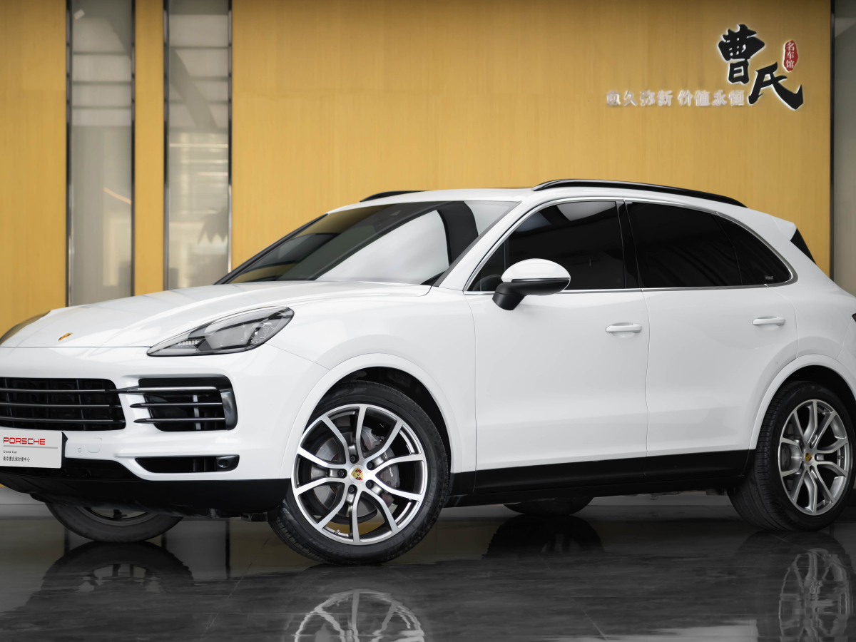 保時(shí)捷 Cayenne  2022款 Cayenne 3.0T 鉑金版圖片