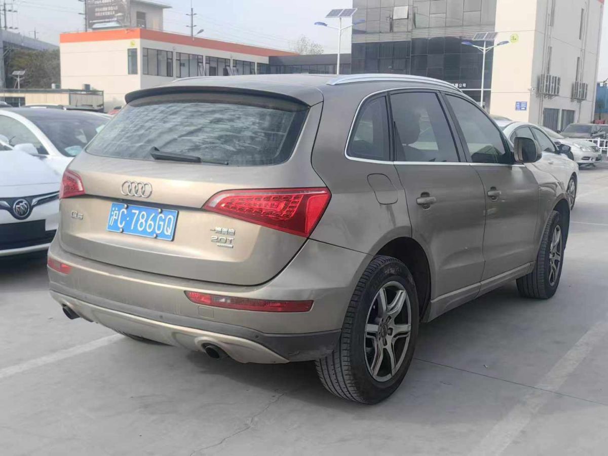 奧迪 奧迪Q5  2010款 Q5 2.0TSI 首發(fā)限量版運(yùn)動(dòng)版圖片