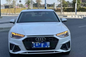 奧迪A4L 奧迪 40 TFSI 時尚動感型