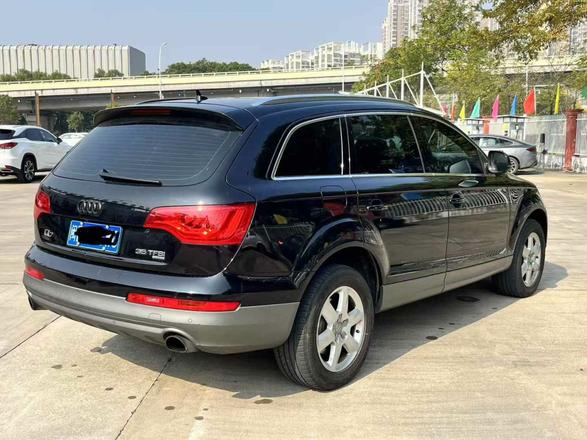 奧迪 奧迪Q7  2015款 Q7 35TDI quattro 卓越版圖片