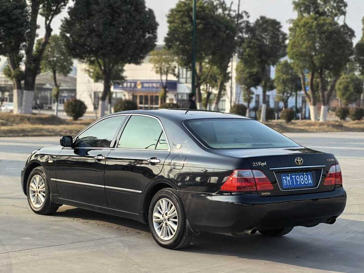 豐田 皇冠  2007款 2.5L Royal 導(dǎo)航版圖片