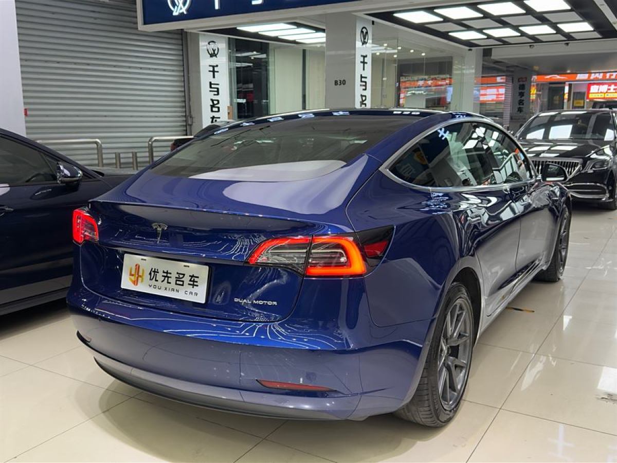 特斯拉 Model 3  2019款 長續(xù)航全輪驅(qū)動(dòng)版圖片