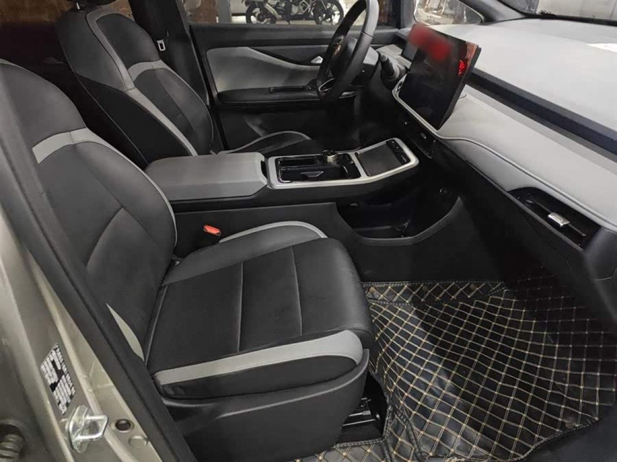 合創(chuàng) 合創(chuàng)Z03  2022款 潮享版 510km 160kW圖片