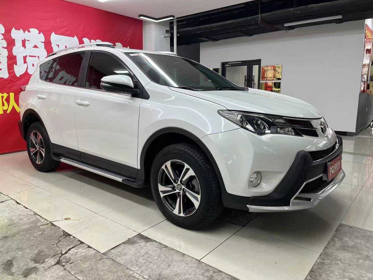 豐田 RAV4  2018款 榮放 2.0L CVT兩驅(qū)風(fēng)尚版圖片