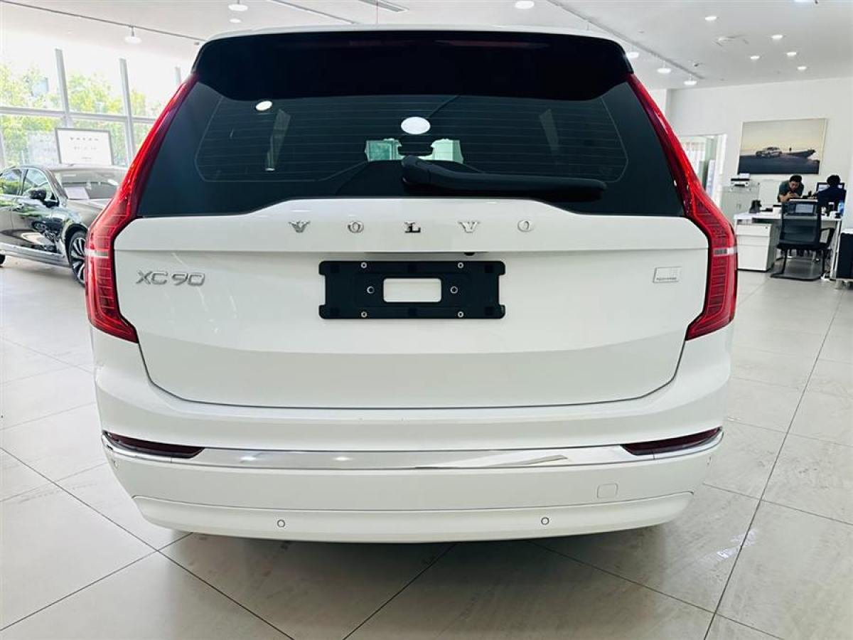 2023年3月沃爾沃 XC90新能源  2023款 T8 RECHARGE 智尊豪華版 7座