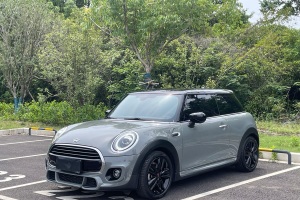 MINI MINI 1.5T COOPER 賽車手