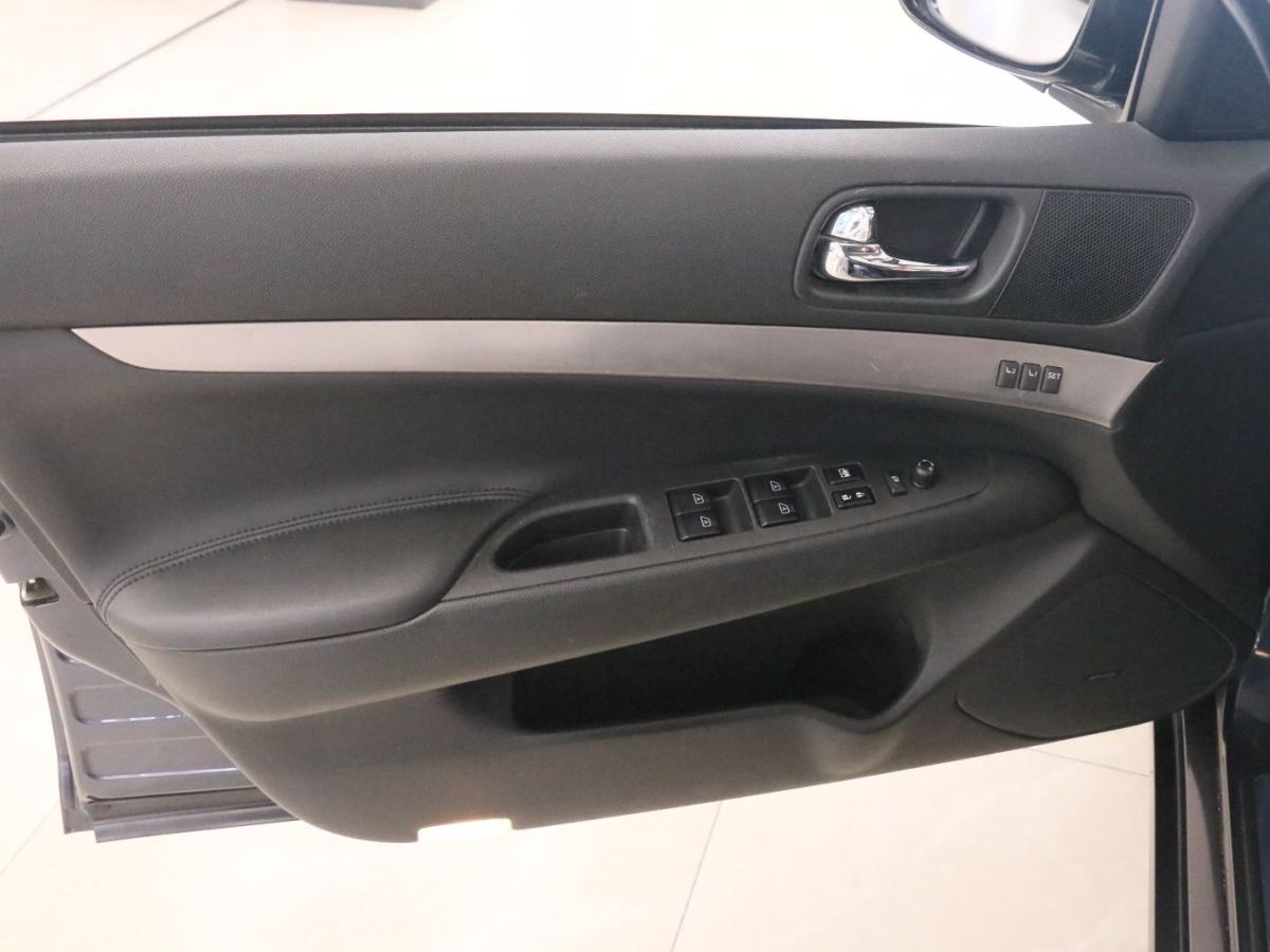 英菲尼迪 G系  2013款 G25 Sedan 豪華運動版圖片