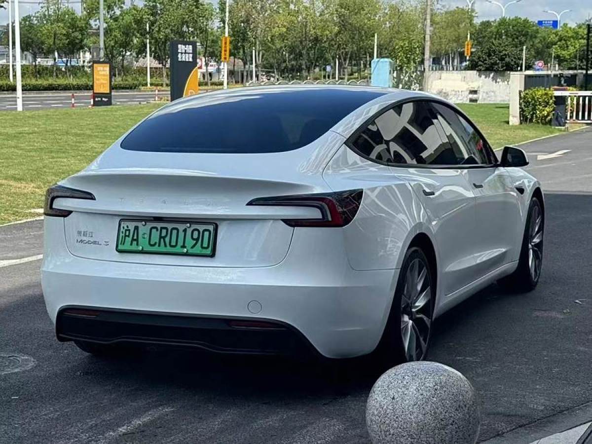 特斯拉 Model 3  2023款 后輪驅(qū)動版圖片