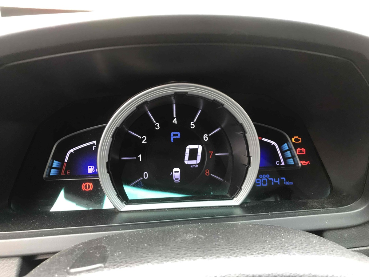 納智捷 優(yōu)6 SUV  2014款 1.8T 智尊型圖片