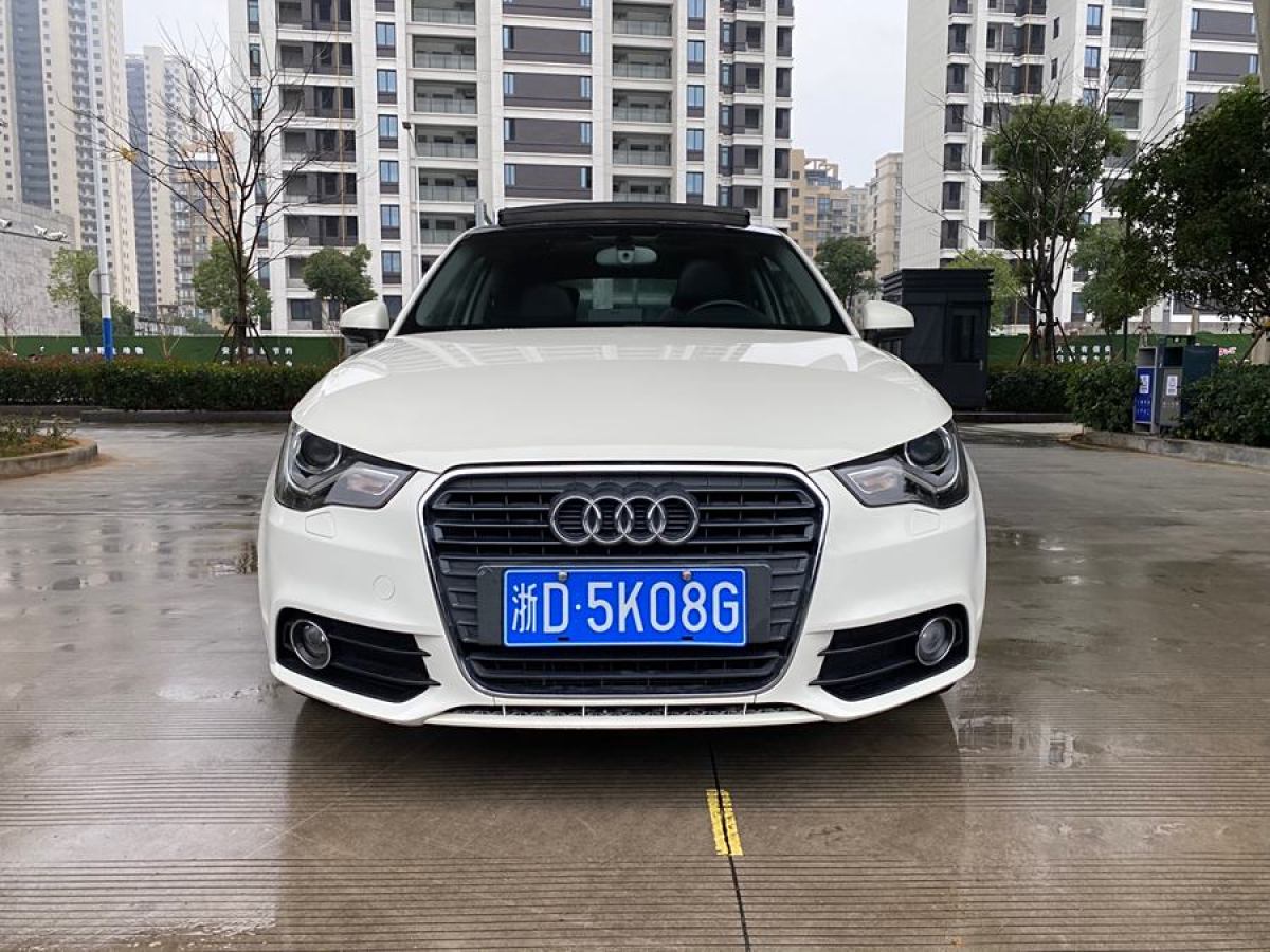 2014年4月奧迪 奧迪A1  2014款 30 TFSI 舒適型