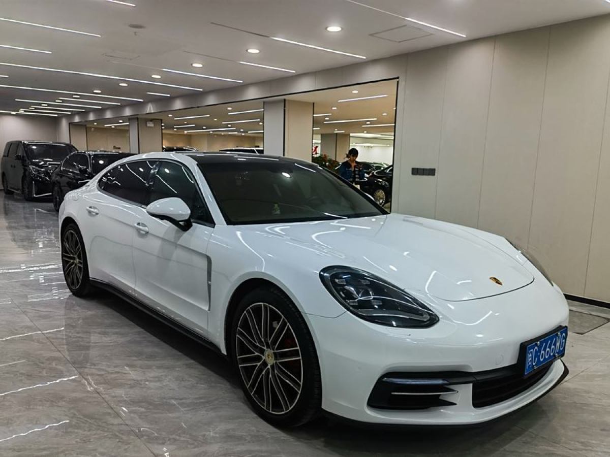 保時(shí)捷 Panamera  2017款 Panamera 行政加長(zhǎng)版 3.0T圖片