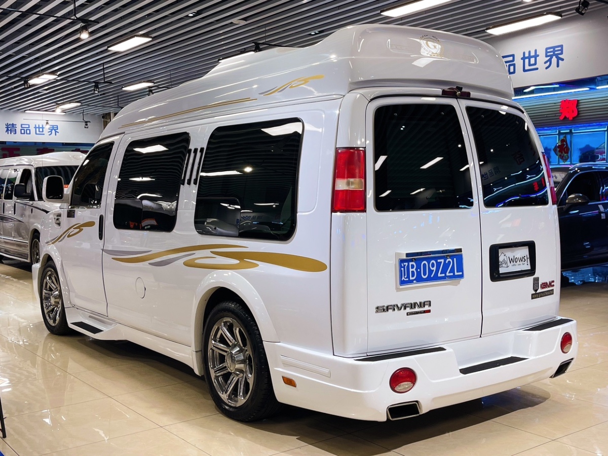 GMC SAVANA  2014款 5.3L 四驅(qū)領(lǐng)袖版圖片