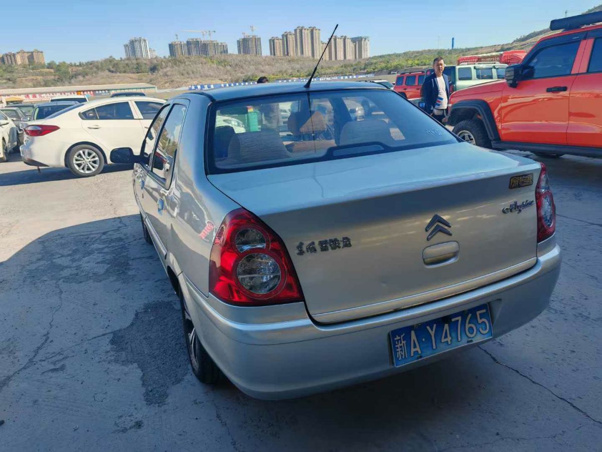 雪鐵龍 愛麗舍  2009款 兩廂 1.6L 手動標(biāo)準(zhǔn)型圖片