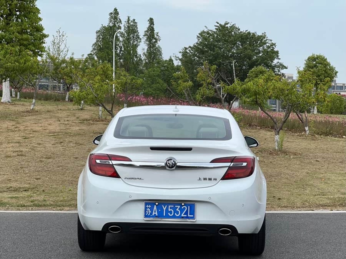 別克 君威  2014款 2.0L 領(lǐng)先時(shí)尚型圖片