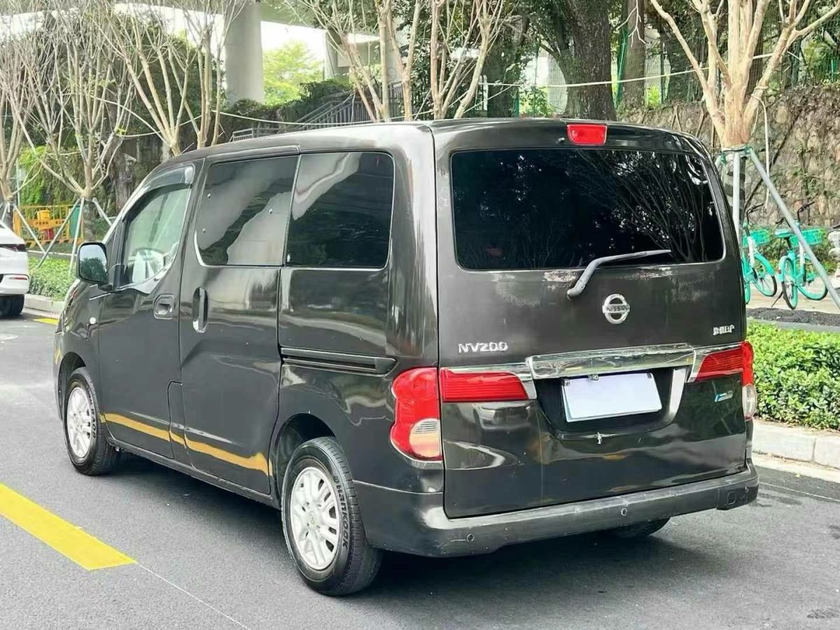 日產(chǎn) NV200  2014款 1.6L CVT豪華型 國IV圖片