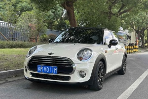 MINI MINI 1.5T COOPER 五门版