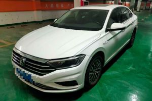 速騰 大眾 200TSI DSG時(shí)尚型 國(guó)V