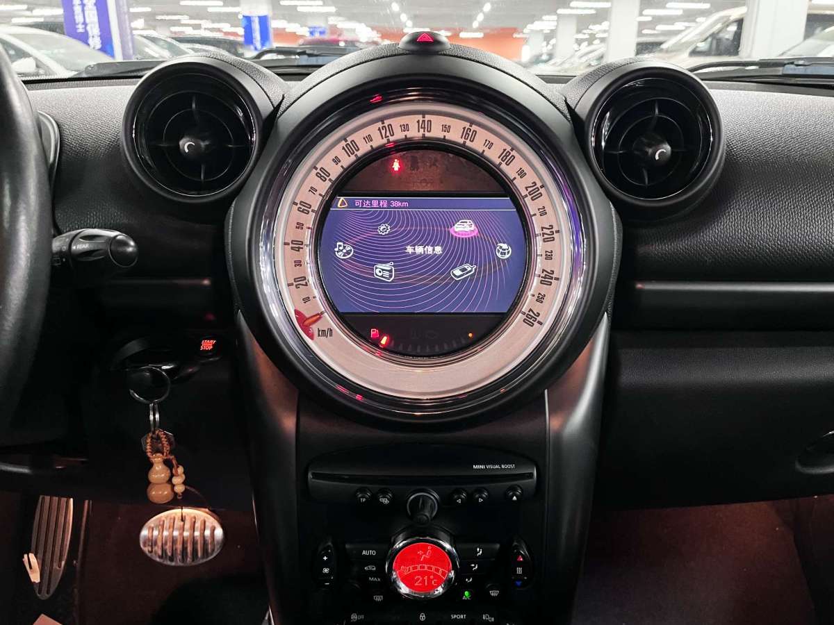 MINI COUNTRYMAN  2013款 1.6T COOPER S ALL4 滑雪版圖片