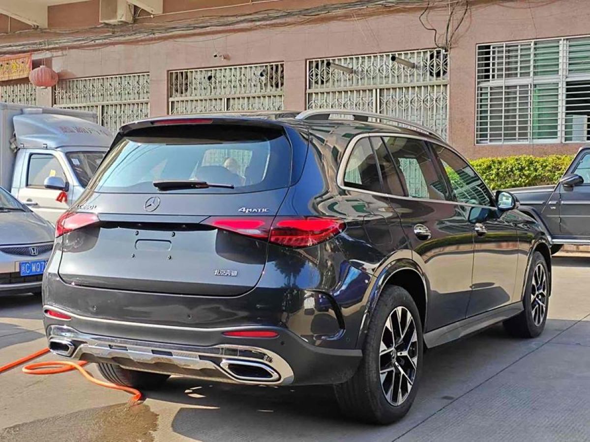 奔馳 奔馳GLC  2024款 改款 GLC 260 L 4MATIC 豪華型 5座圖片