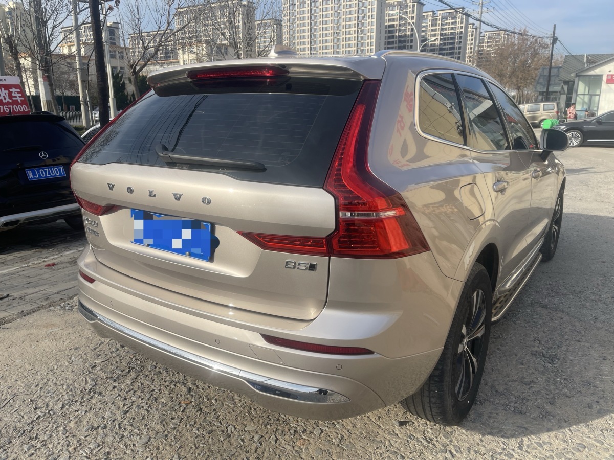 沃爾沃 XC60  2023款 B5 四驅智逸豪華版圖片