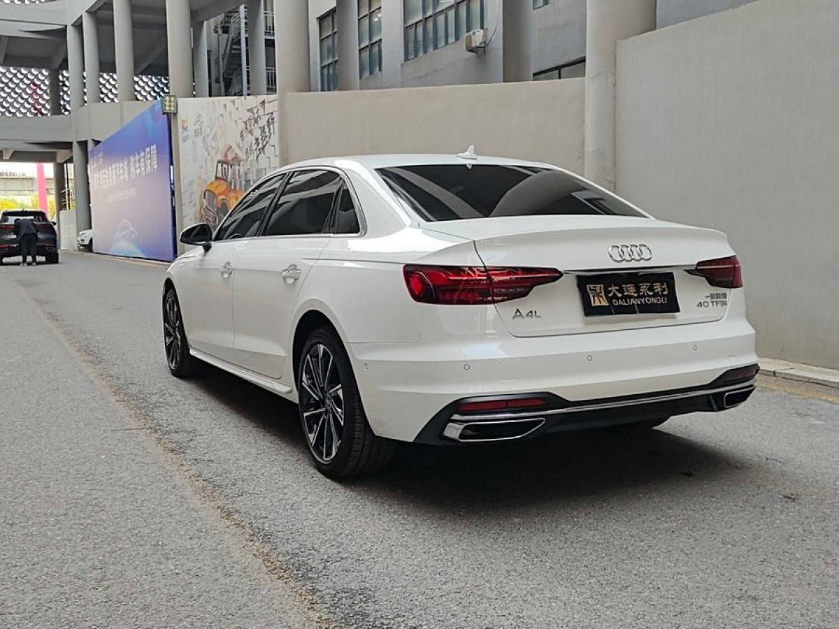 奧迪 奧迪A4L  2022款 40 TFSI 豪華致雅型圖片