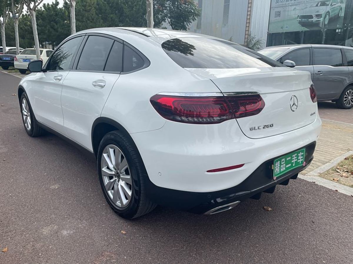 2020年1月奔馳 奔馳GLC  2023款 改款 GLC 260 4MATIC 轎跑SUV