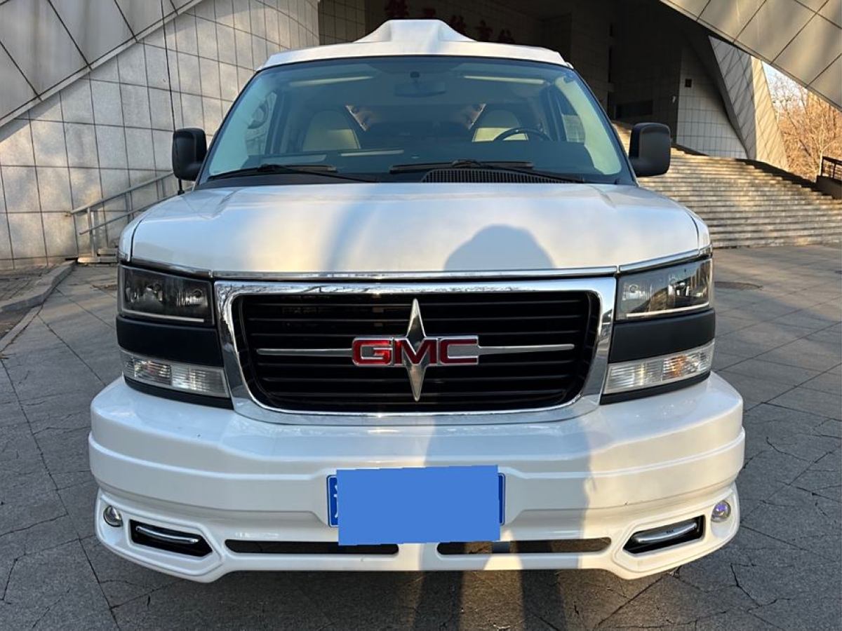 GMC SAVANA  2013款 6.0L 2500S運(yùn)動(dòng)版7座圖片