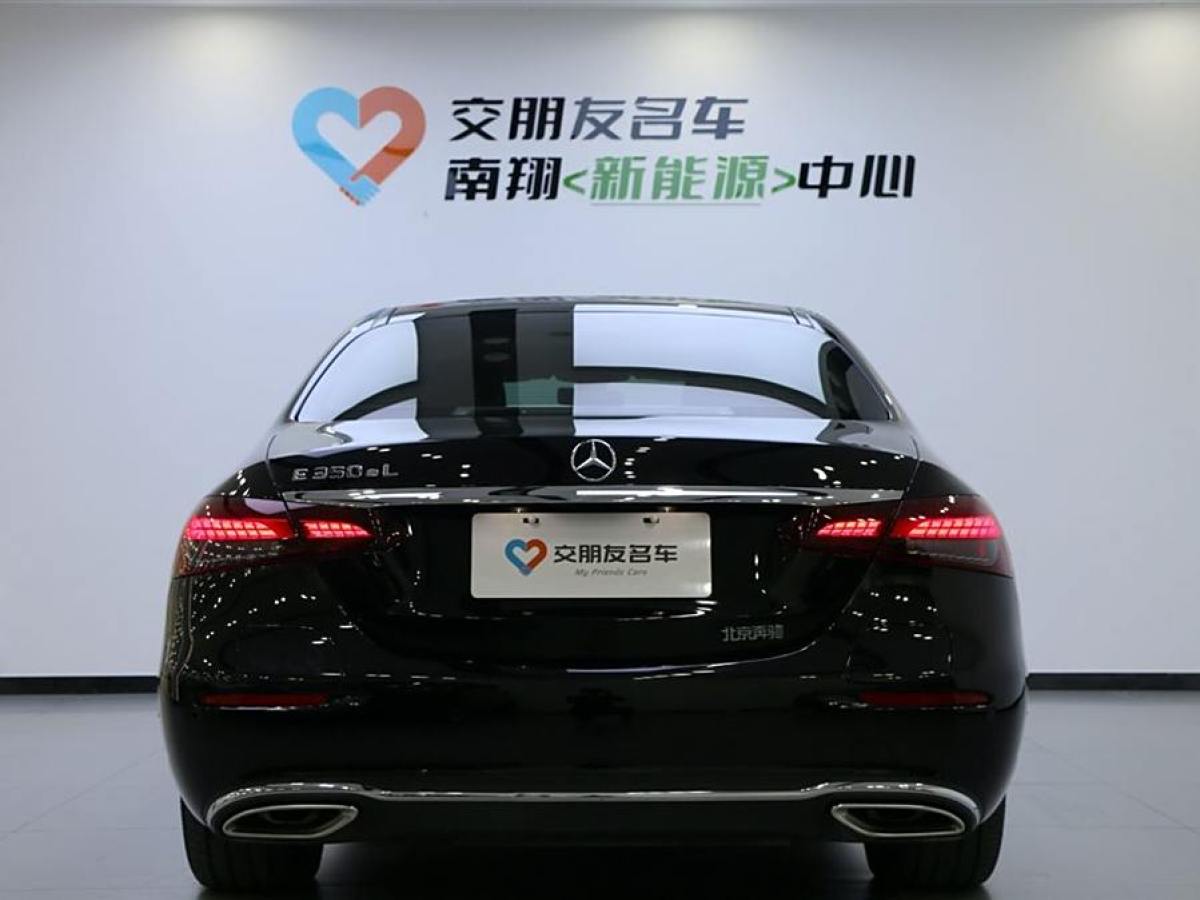 奔馳 奔馳E級(jí)新能源  2023款 E 350 e L 插電式混合動(dòng)力轎車圖片