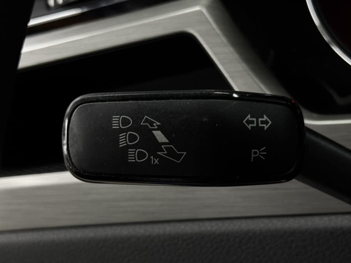 大眾 途安  2022款 途安L 280TSI DSG舒適版 7座圖片