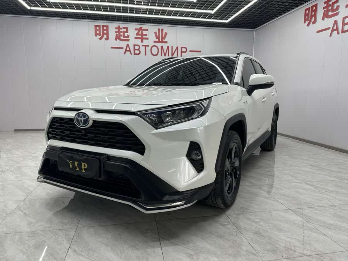 2021年2月豐田 RAV4榮放  2023款 雙擎 2.5L E-CVT四驅精英Plus版