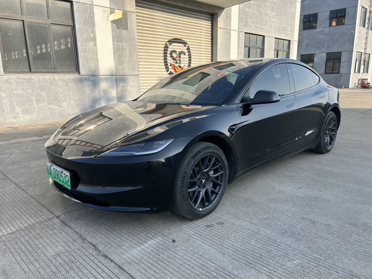 特斯拉 Model 3  2023款 煥新版 后輪驅(qū)動圖片